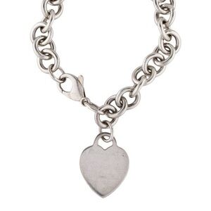 Vintage Tiffany & Co. 925 Sterling Silver Heart Tag Round Bracelet.